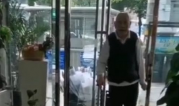 91岁大爷直播间视频,揭秘传奇人生，笑谈岁月沧桑